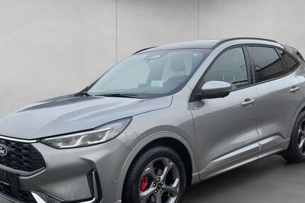 Ford Kuga 5.563 km 32.950 &euro; Frankfurt 60386