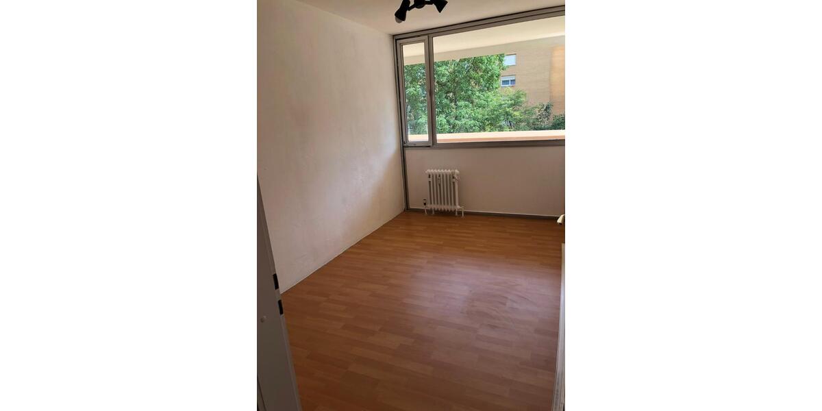 Etagenwohnung Frankfurt am Main Nord-Ost - 3 Zimmer, 83 m&sup2;, 1.250&euro; | Angebot:26705444