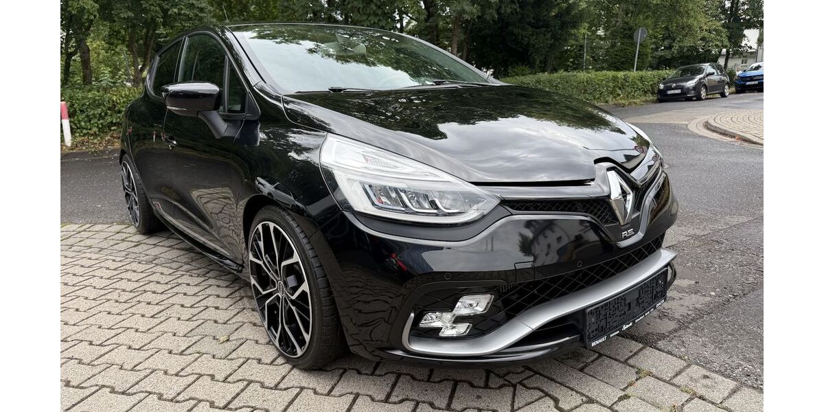Renault Clio 76.989 km 19.330 &euro; Schwalbach/Taunus 65824