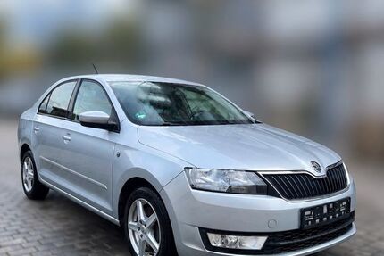 Skoda Rapid 103.000 km 6.400 &euro; Obertshausen 63179
