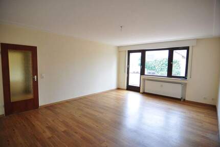 Wohnung Kriftel - 3 Zimmer, 91 m&sup2;, 1.100&euro; | Angebot:24974583