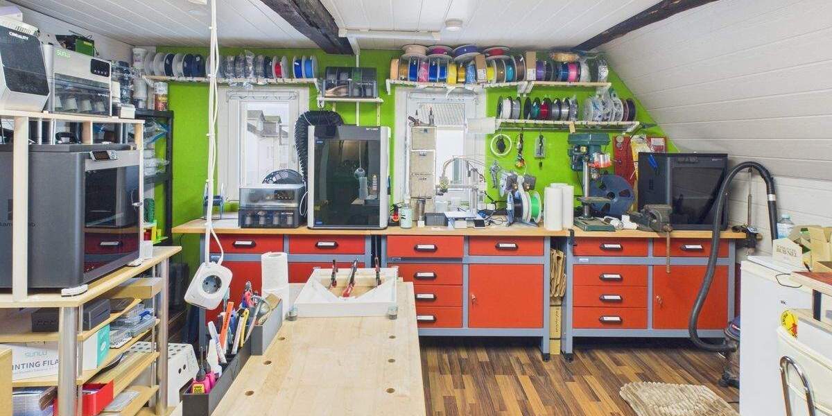 Rodgau: Modernisiertes EFH, 6 Zi., WP (heizkühl), Kamin, Hof, 11-kW Wallbox 6 zimmer