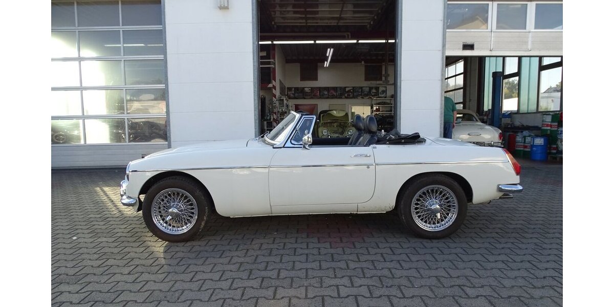 MG B Unikat V8 Alu Motor 2.195 km 22.990 &euro; Rodgau 63110