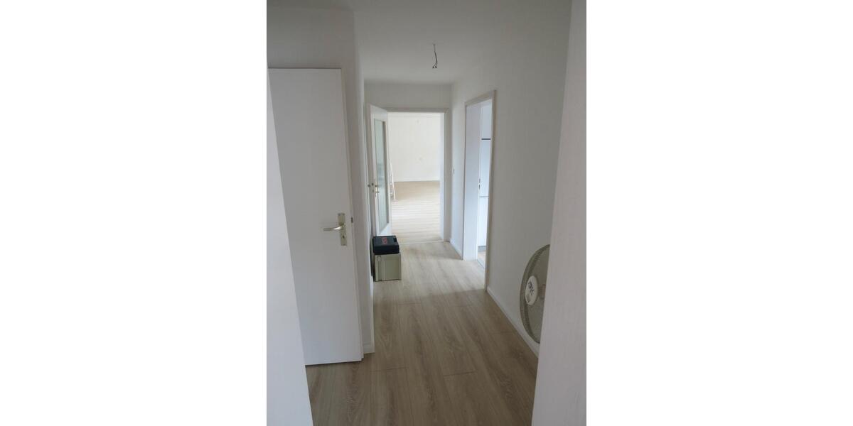 Etagenwohnung Hasselroth - 3 Zimmer, 95 m&sup2;, 890&euro; | Angebot:26493495
