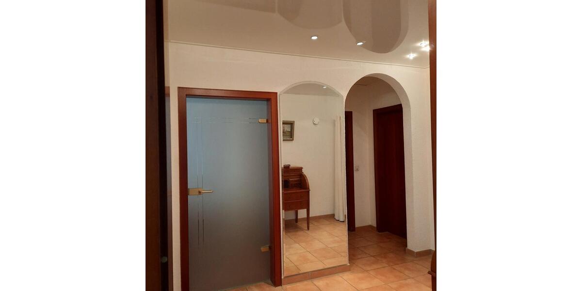 Hochparterre Hanau Kesselstadt - 3 Zimmer, 99 m&sup2;, 350.000&euro; | Angebot:26956458