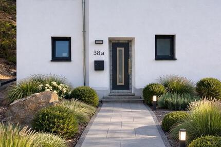 Haus Niedernhausen - 4 Zimmer, 148 m&sup2;, 699.000&euro; | Angebot:25791985