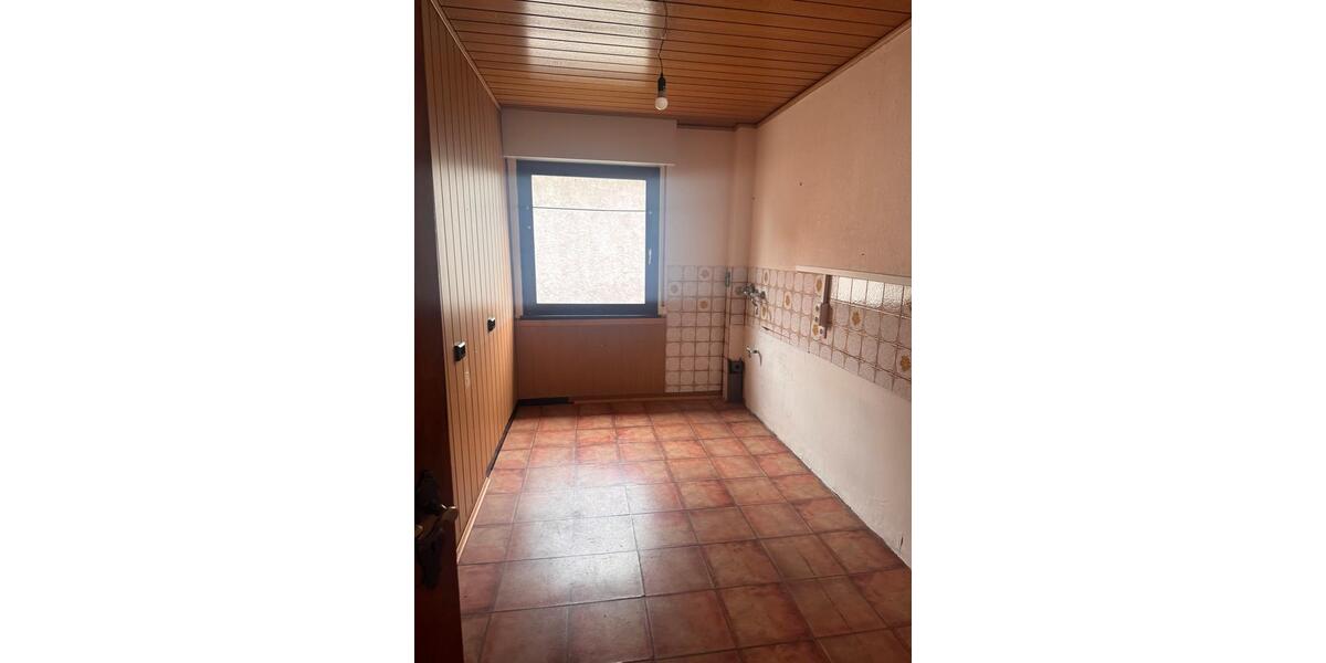 Etagenwohnung Frankfurt am Main Nied - 3 Zimmer, 70 m&sup2;, 1.300&euro; | Angebot:26671580