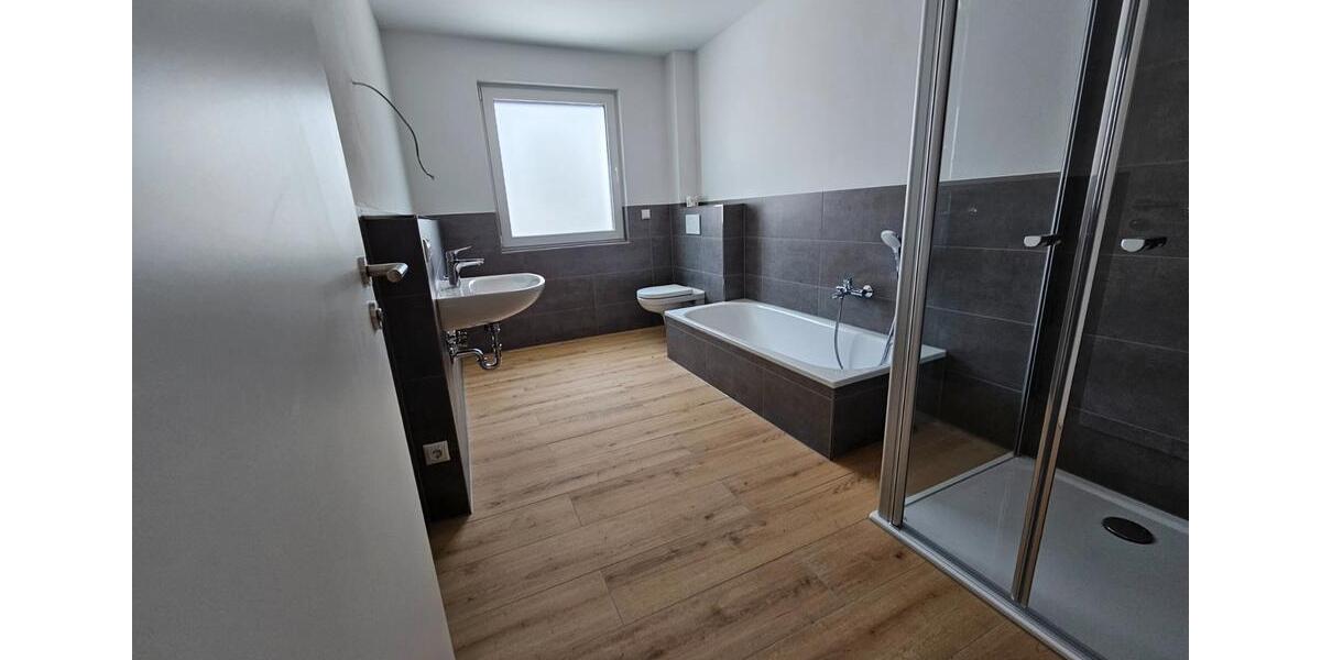 Maisonettenwohnung Mörfelden-Walldorf Walldorf - 5 Zimmer, 170 m&sup2;, 2.700&euro; | Angebot:27566745