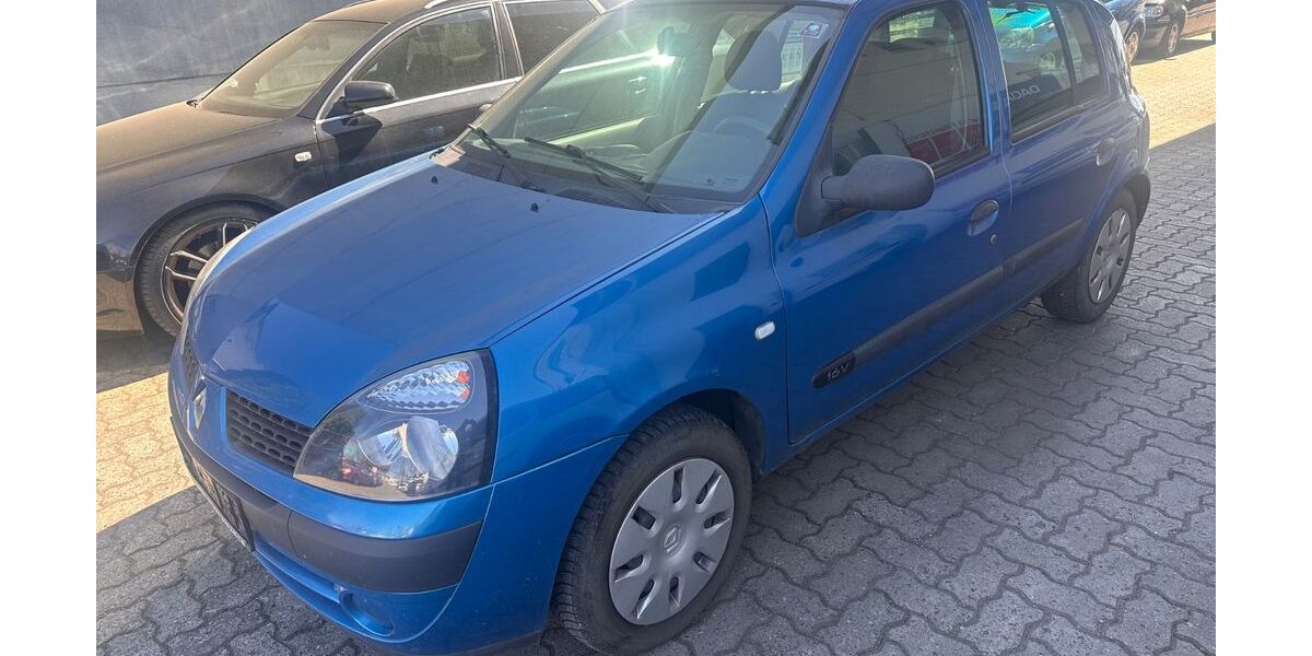 Renault Clio 177.000 km 790 &euro; Hanau 63452