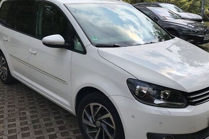 VW Touran 238.000 km 5.774 &euro; Darmstadt 64297