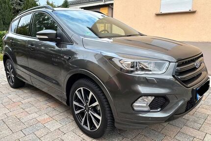 Ford Kuga 44.900 km 12.000 &euro; Frankfurt am Main 60528