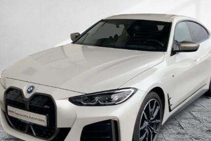 BMW i4 41.917 km 44.388 &euro; Frankfurt 60314