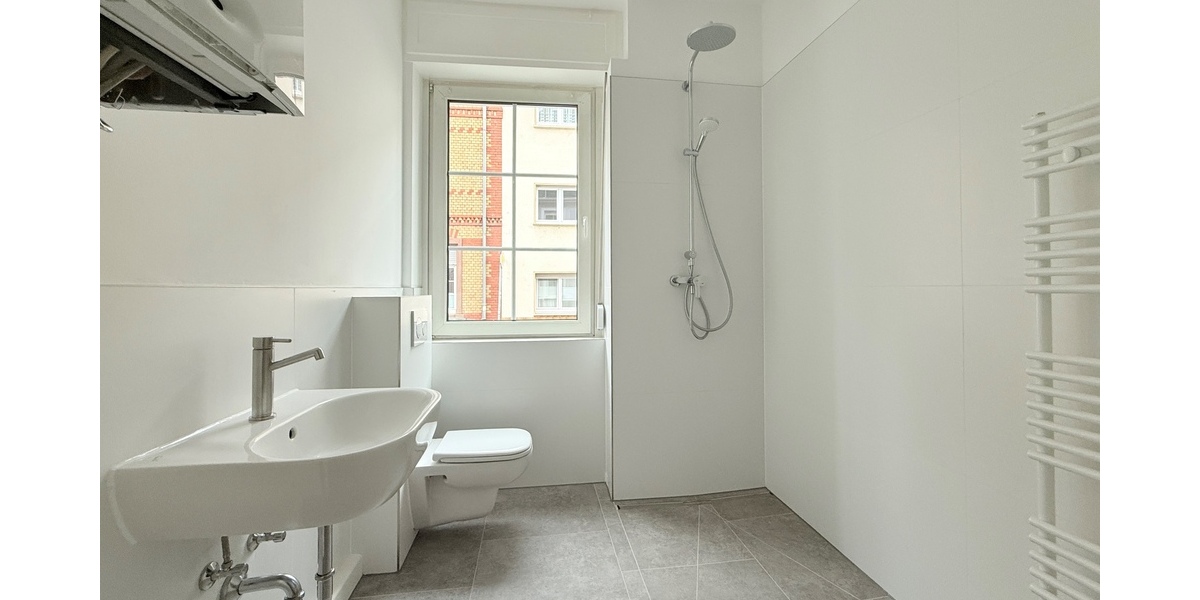 Sanierte Stilaltbauwohnung mit Terrasse und eigenem Garten in Mainnähe - Frankfurt-Griesheim 3 zimmer