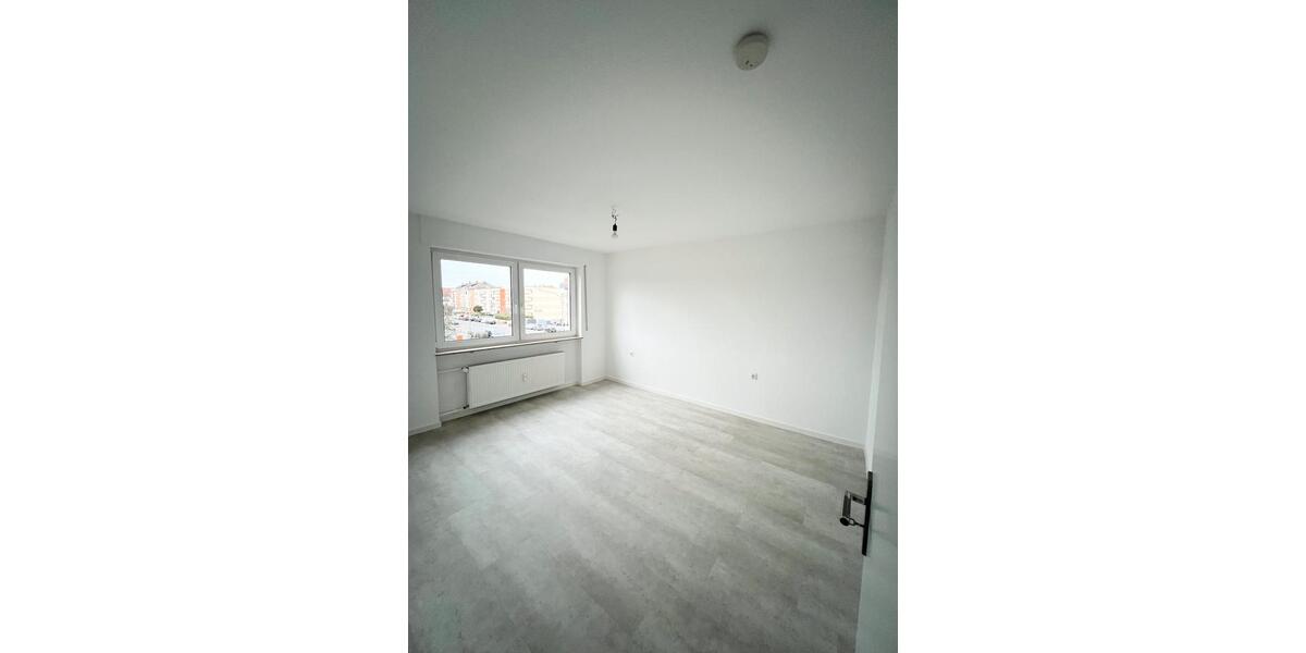 Etagenwohnung Frankfurt am Main Nord-Ost - 3 Zimmer, 75 m&sup2;, 1.250&euro; | Angebot:25648808