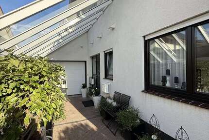 Haus zum Kaufen in Schöneck 675.000 € 221 m² 7 zimmer