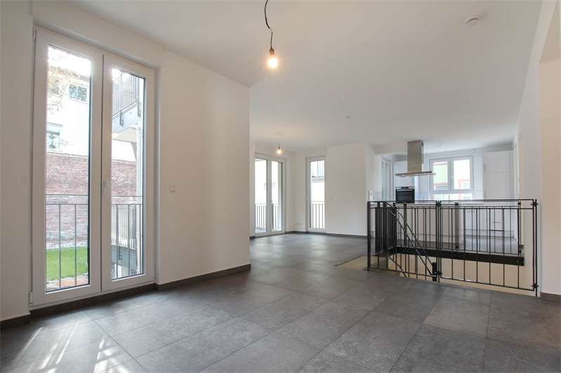 Etagenwohnung Frankfurt Oberrad - 4 Zimmer, 145 m&sup2;, 1.810&euro; | Angebot:27070176