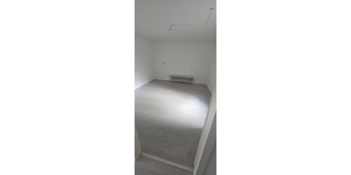 Etagenwohnung Karben Kloppenheim - 3 Zimmer, 72 m&sup2;, 850&euro; | Angebot:26875140