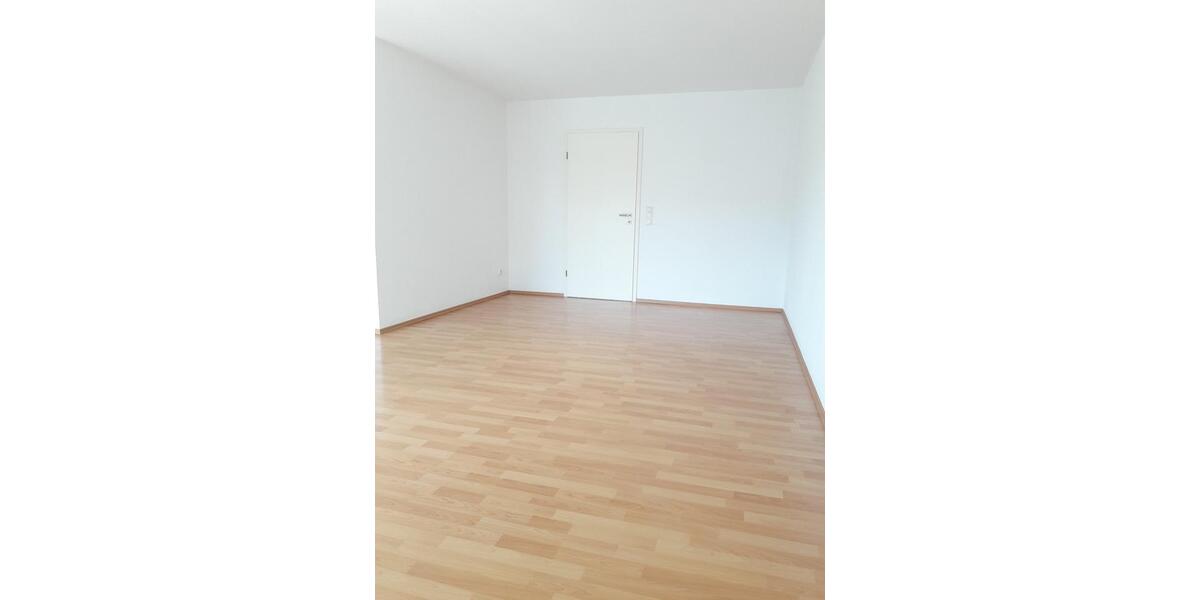 2,5 Zimmerwohnung mit Tageslichtbad und Tiefgaragenstellplatz 2.5 zimmer