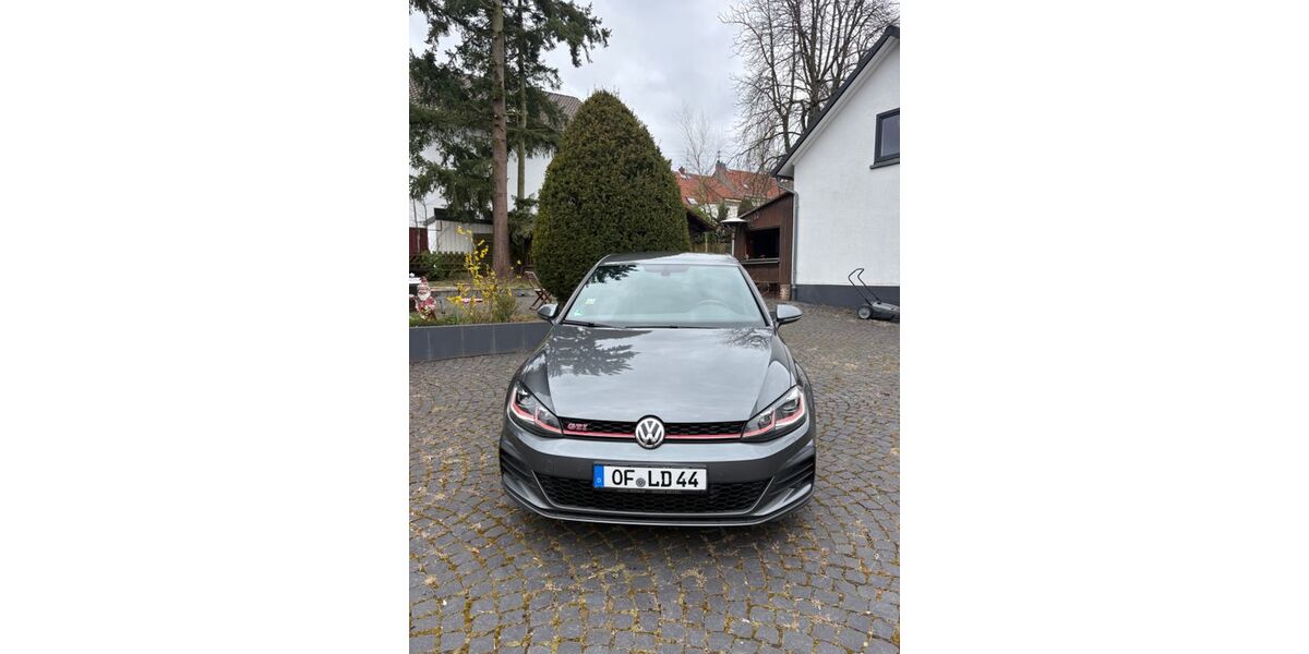 VW Golf 74.205 km 20.100 &euro; Dreieich 63303