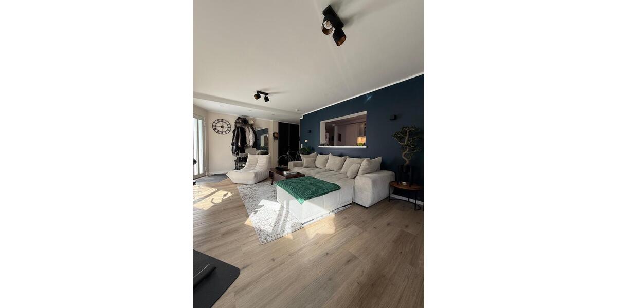 Etagenwohnung Frankfurt am Main Oberrad - 2 Zimmer, 82 m&sup2;, 1.240&euro; | Angebot:26479818