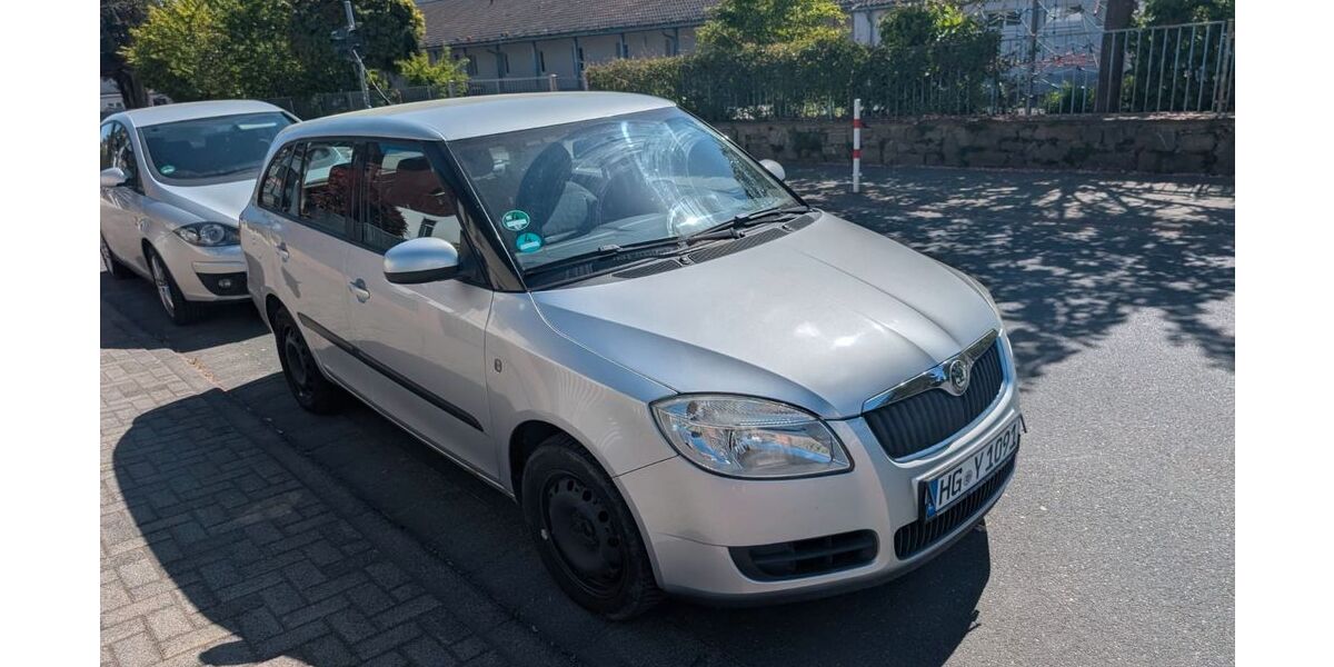 Skoda Fabia 256.000 km 1.233 &euro; Bad Homburg vor der Höhe 61348