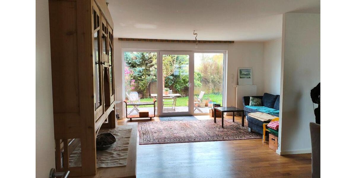 Doppelhaushälfte Bad Nauheim - 6 Zimmer, 146 m&sup2;, 2.200&euro; | Angebot:26213753