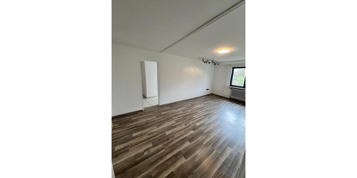Etagenwohnung Karben - 3 Zimmer, 100 m&sup2;, 1.250&euro; | Angebot:25648824