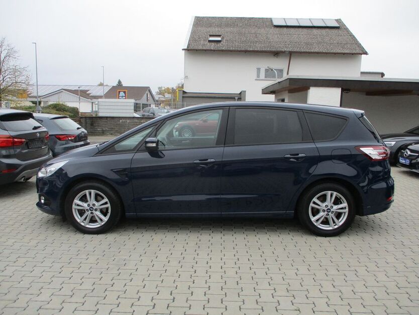 Ford S-Max 131.847 km 16.599 € Babenhausen 64832