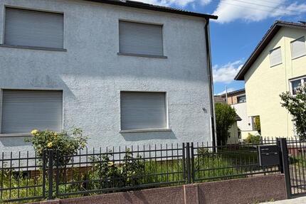 Wohnung Dreieich - 8 Zimmer, 255 m&sup2;, 2.999&euro; | Angebot:27564482
