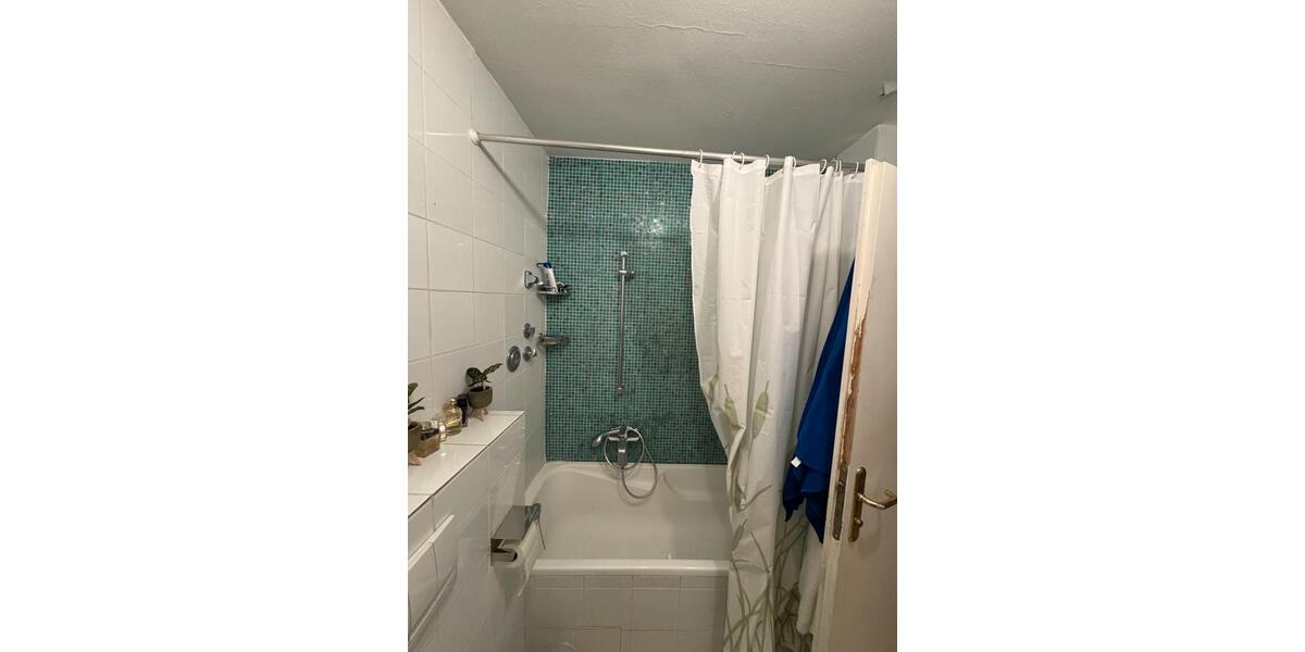 Etagenwohnung Dreieich - 3 Zimmer, 81 m&sup2;, 1.100&euro; | Angebot:26407540
