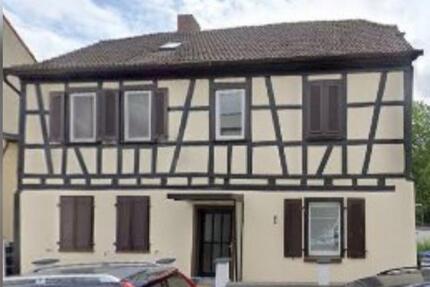 Haus auf attraktiven Eckgründstück direkt am Main 8 zimmer