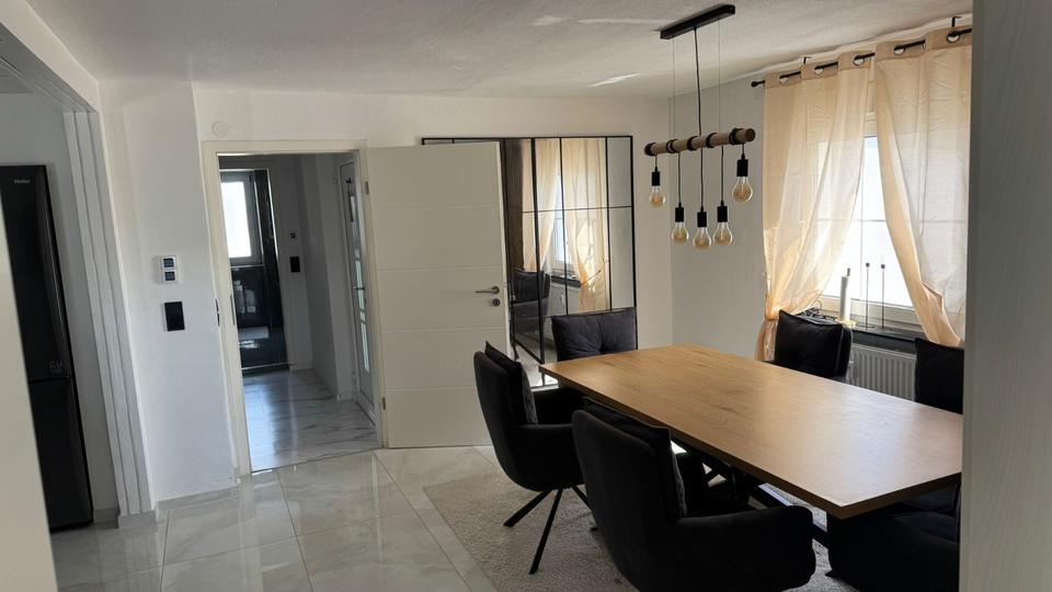 Etagenwohnung Griesheim - 4.5 Zimmer, 140 m&sup2;, 1.700&euro; | Angebot:26413113