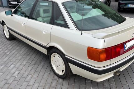 Audi 90 229.000 km 7.900 &euro; Niederdorfelden 61138