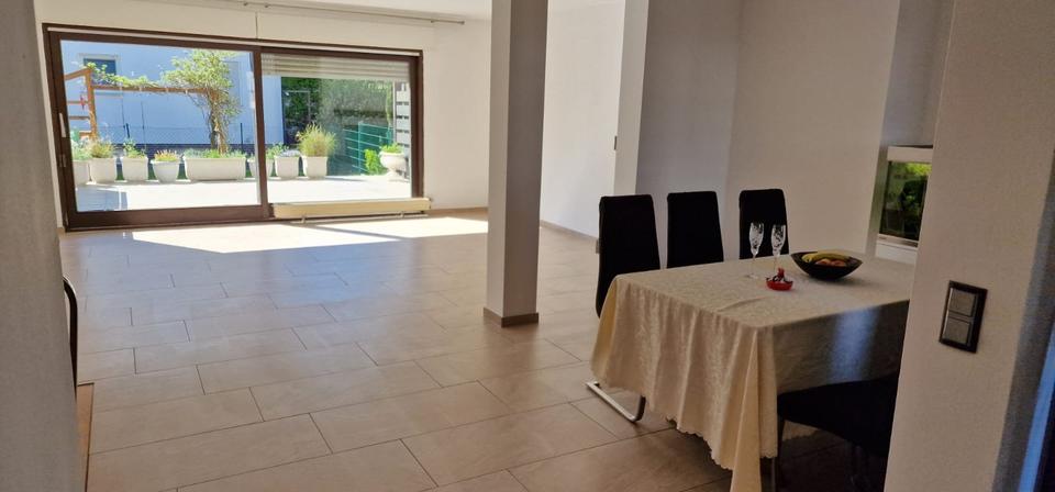 Reihenhaus Obertshausen - 4 Zimmer, 132 m&sup2;, 1.900&euro; | Angebot:25293724