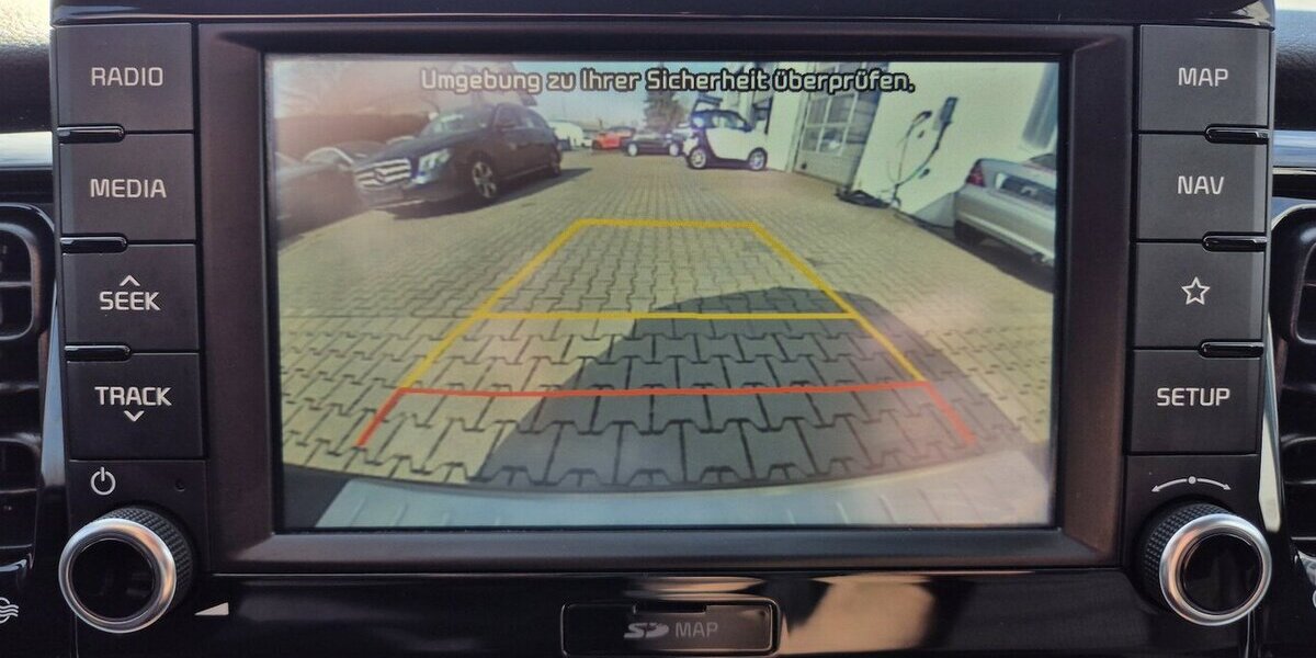 Kia Stonic 1,0 T Vision, PDC, Kamera, Navi, SHZ 109.775 km 10.790 &euro; Rodgau 63110