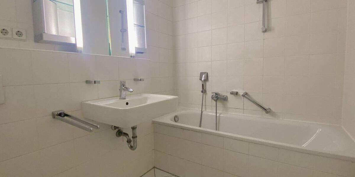 Etagenwohnung Frankfurt Dornbusch - 2 Zimmer, 63 m&sup2;, 349.000&euro; | Angebot:22467651