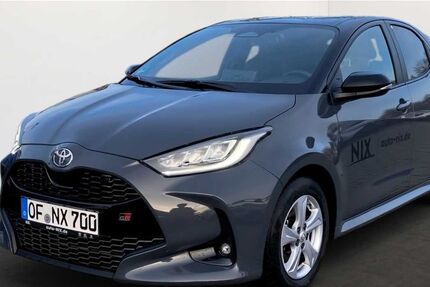 Toyota Yaris 9.500 km 31.990 &euro; Offenbach 63071