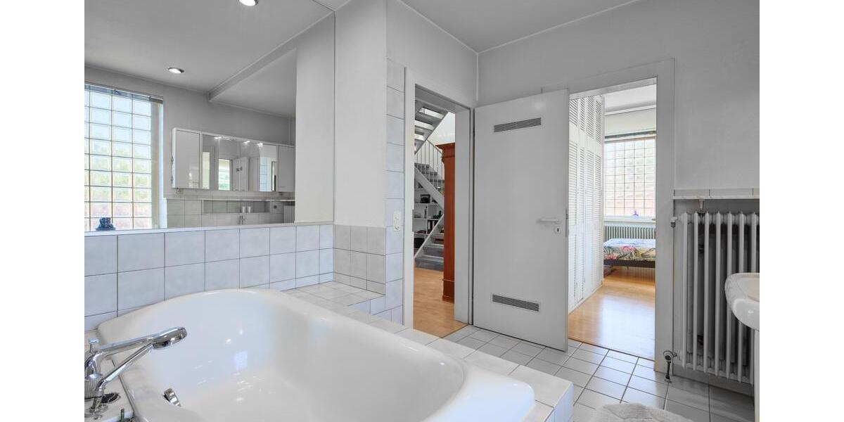 Loft-Wohnung, 192 m², 4 großzügige Zimmer, 120 qm Dachgarten 4 zimmer