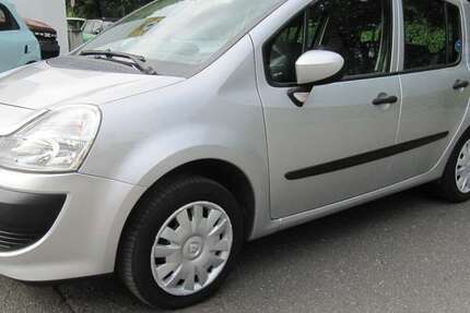 Renault Modus 128.277 km 3.930 &euro; Schwalbach/Taunus 65824