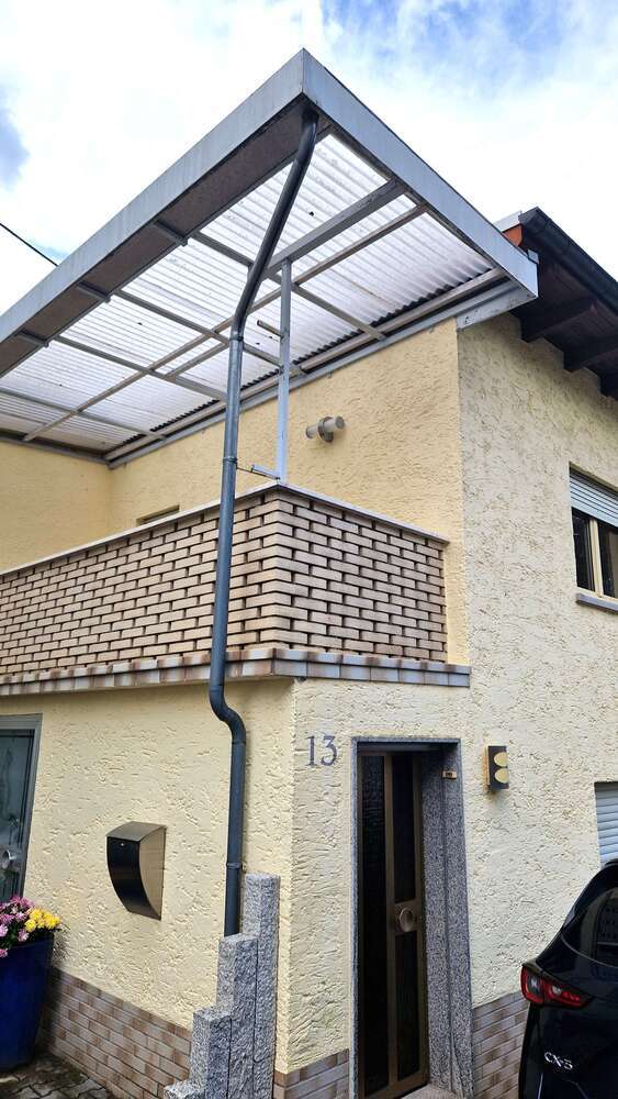 Haus zum Mieten in Niedernhausen-Engenhahn 690 € 90 m²