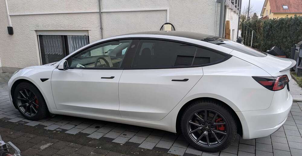 Tesla Model 3 74.700 km 26.500 &euro; Büttelborn 64572