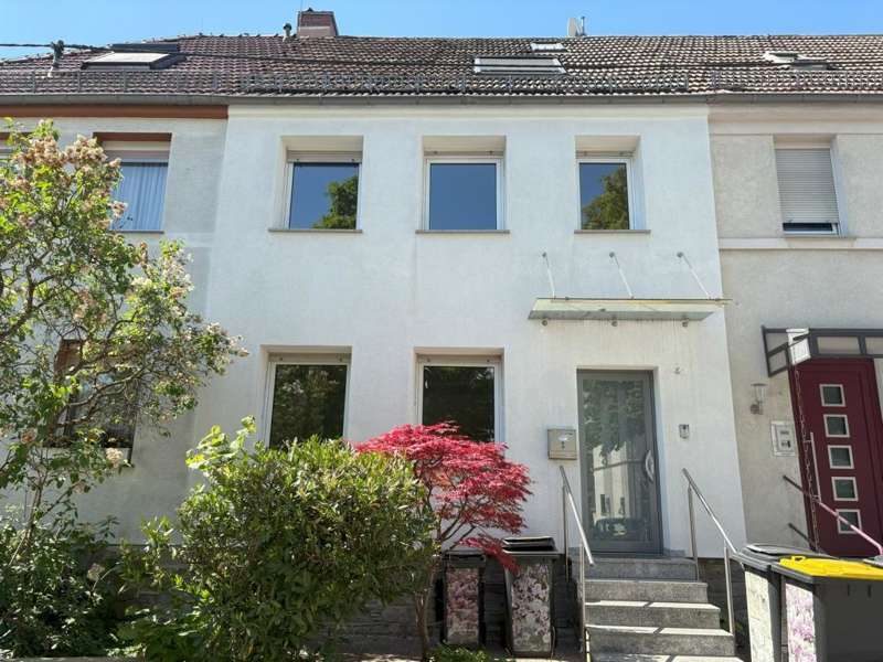 Haus zum Kaufen in Wiesbaden 396.000 € 116.69 m²