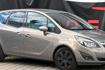 Opel Meriva 84.000 km 6.290 &euro; Mühlheim am main 63165