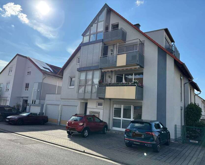 Haus zum Kaufen in Flörsheim 1.395.000 € 458.2 m²