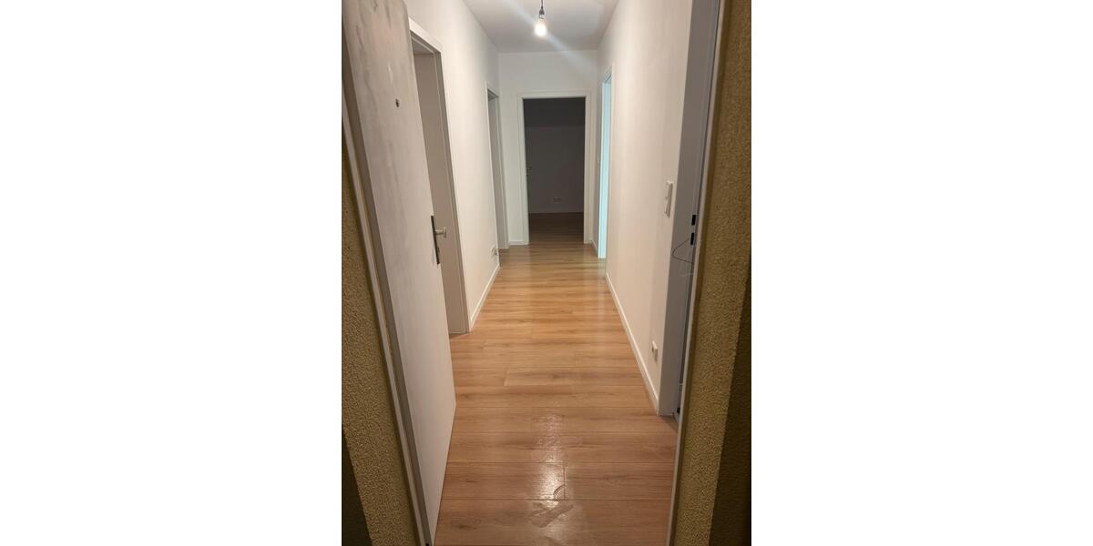 3-Zimmer Wohnung mit Balkon in Hanau Großauheim 3 zimmer