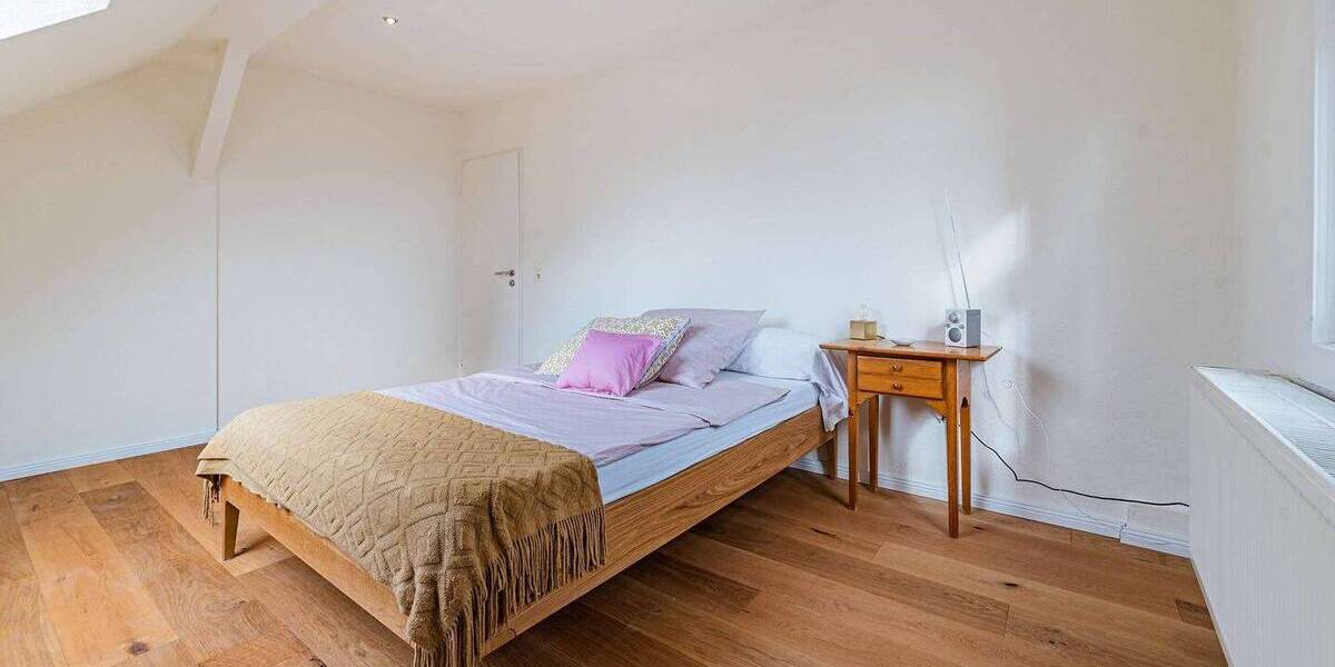 Etagenwohnung Bad Homburg vor der Höhe Bad Homburg - 3 Zimmer, 80 m&sup2;, 1.700&euro; | Angebot:26388794