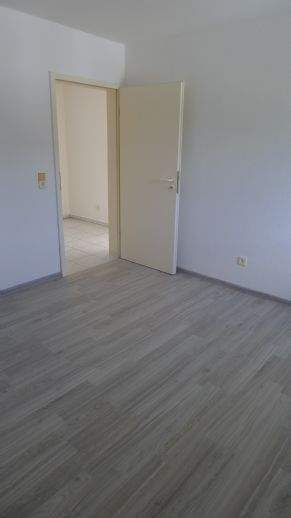 Etagenwohnung Hanau - 3 Zimmer, 85 m&sup2;, 985&euro; | Angebot:25731105