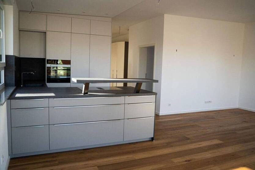 DG-Perle mit Charme und Komfort - 3,5 Zi-ETW im 3-FH