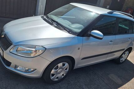 Skoda Fabia 211.478 km 1.600 &euro; Frankfurt 60528