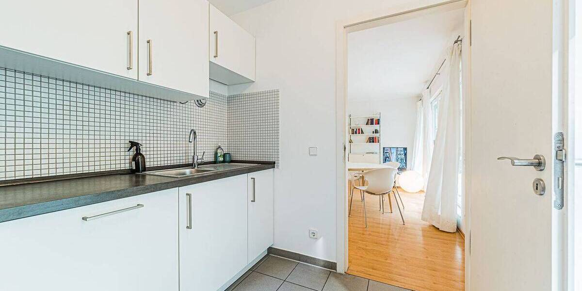Etagenwohnung Frankfurt am Main Westend-Süd - 2 Zimmer, 64 m&sup2;, 592.000&euro; | Angebot:26170479